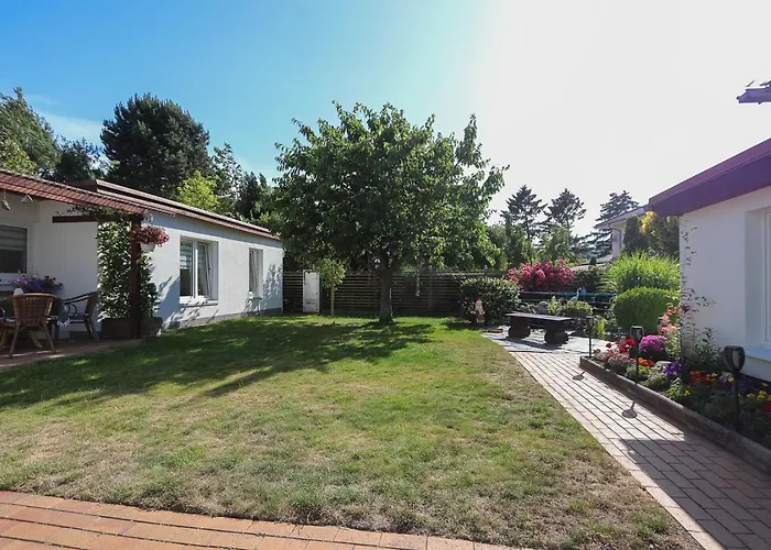 Wolfgang Holiday home Kuehlungsborn